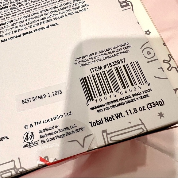 NEW Star Wars Advent Calendar 24 surprises 4 Mashems collectibles assorted candy - Picture 7 of 7